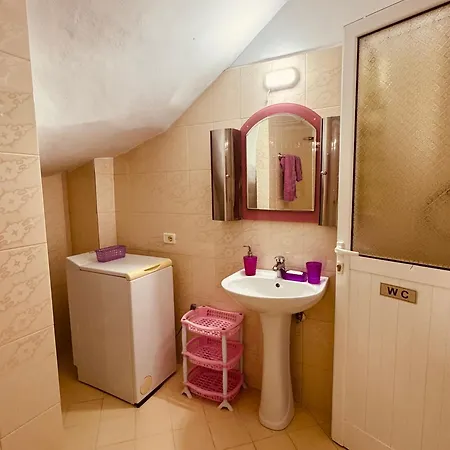 Center_apartments شقة *